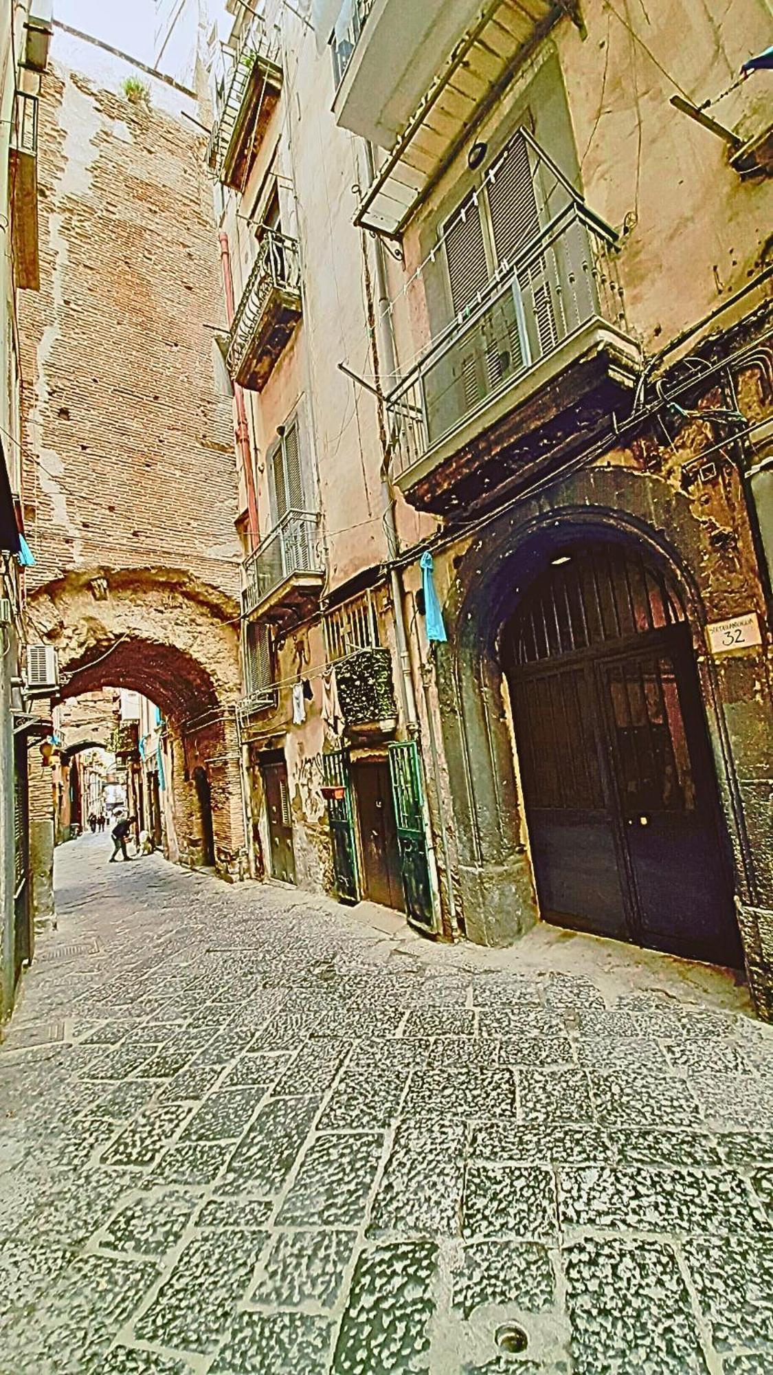 La Stanza Di Daria - Un Nido Silenzioso Nel Cuore Del Centro Storico เนเปิลส์ ภายนอก รูปภาพ